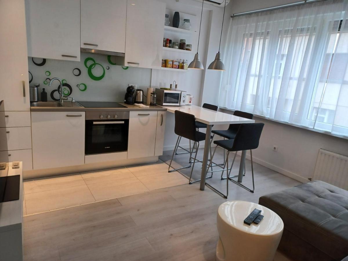 Apartment Daphne Zagreb Exteriör bild